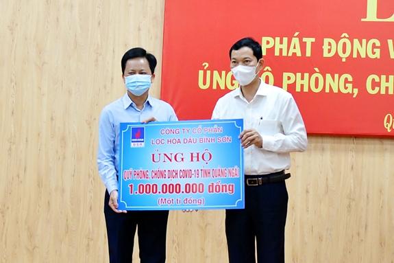 Chủ tịch HĐQT BSR Nguyễn Văn Hội tham gia đóng góp ủng hộ Quỹ phòng, chống dịch Covid-19 tỉnh Quảng Ngãi.